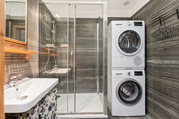 Prodej bytu 3+kk v osobním vlastnictví 71 m², Praha 8 - Bohnice