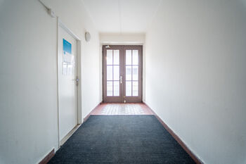 Vstup do domu - Pronájem bytu 3+kk v osobním vlastnictví 86 m², Poděbrady