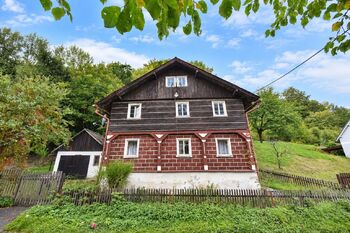 Prodej domu 166 m², Slunečná