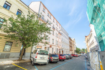Prodej bytu 2+1 v družstevním vlastnictví 47 m², Praha 3 - Žižkov