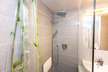 Pronájem bytu 2+kk v osobním vlastnictví 60 m², Praha 7 - Holešovice