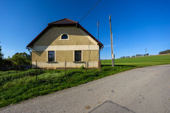 Prodej domu 70 m², Litohlavy