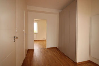 Pronájem bytu 4+kk v osobním vlastnictví 72 m², Jeneč