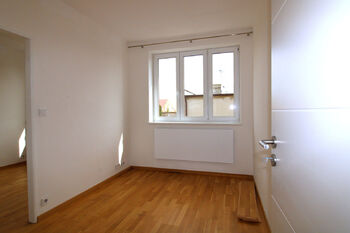 Pronájem bytu 4+kk v osobním vlastnictví 96 m², Jeneč