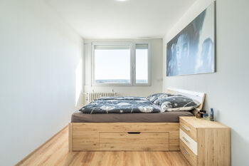Pronájem bytu 2+kk v družstevním vlastnictví 45 m², Praha 4 - Chodov