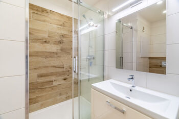 Pronájem bytu 2+kk v družstevním vlastnictví 45 m², Praha 4 - Chodov