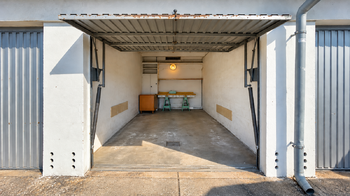 Prodej garáže 19 m², Hradec Králové