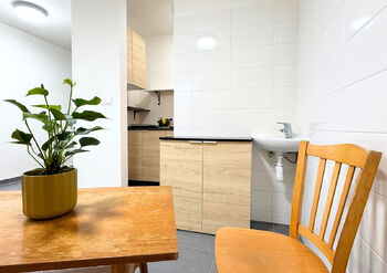 obývací pokoj foto 6 - Prodej kancelářských prostor 33 m², Brno