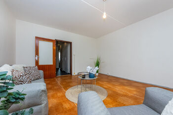 Prodej bytu 3+1 v osobním vlastnictví 74 m², Praha 4 - Modřany