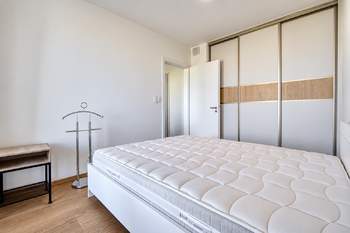 Pronájem bytu 2+kk v osobním vlastnictví 52 m², Praha 7 - Holešovice
