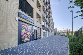 Pronájem bytu 2+kk v osobním vlastnictví 52 m², Praha 7 - Holešovice