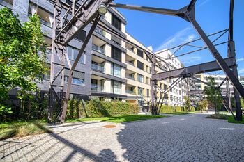 Pronájem bytu 2+kk v osobním vlastnictví 52 m², Praha 7 - Holešovice