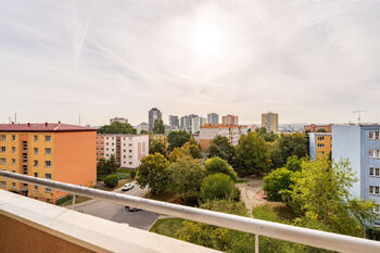 Prodej bytu 3+1 v družstevním vlastnictví 70 m², Praha 10 - Malešice