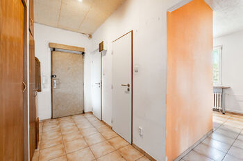 předsín - Prodej bytu 3+1 v družstevním vlastnictví 70 m², Praha 10 - Malešice