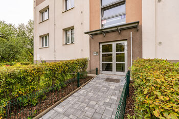 Prodej bytu 3+1 v družstevním vlastnictví 70 m², Praha 10 - Malešice