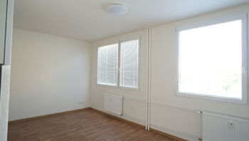 Pronájem bytu 1+kk v osobním vlastnictví 27 m², Praha 10 - Vršovice