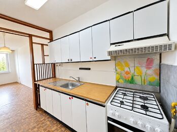 Prodej bytu 4+kk v osobním vlastnictví 85 m², Praha 10 - Horní Měcholupy