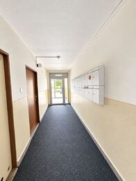 Prodej bytu 4+kk v osobním vlastnictví 85 m², Praha 10 - Horní Měcholupy