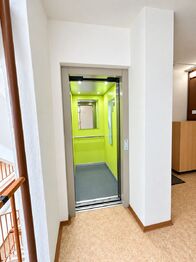 Prodej bytu 4+kk v osobním vlastnictví 85 m², Praha 10 - Horní Měcholupy