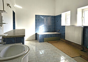 Prodej domu 767 m², Podbořany