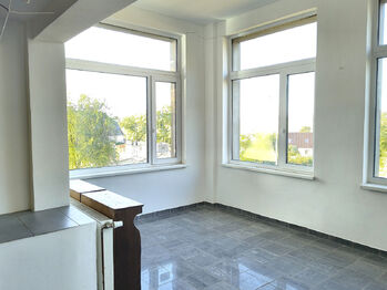 Prodej domu 767 m², Podbořany