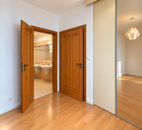 Pokoj s vlastní koupelnou - Pronájem bytu 4+kk v osobním vlastnictví 116 m², Praha 5 - Jinonice