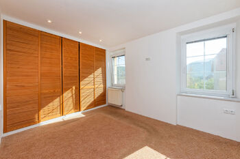 Nadzemní podlaží - Prodej domu 138 m², Praha 5 - Zbraslav