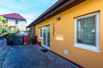 Terasa - Prodej domu 138 m², Praha 5 - Zbraslav