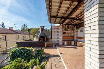 Pergola s výhledem - Prodej domu 138 m², Praha 5 - Zbraslav