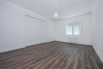 Prodej bytu 3+kk v osobním vlastnictví 77 m², Hradec Králové