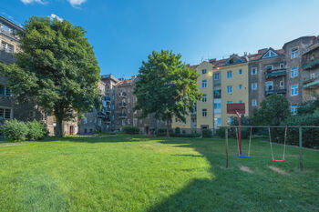 Prodej bytu 3+kk v osobním vlastnictví 77 m², Hradec Králové