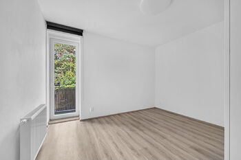 Pronájem bytu 2+1 v osobním vlastnictví 58 m², Milovice