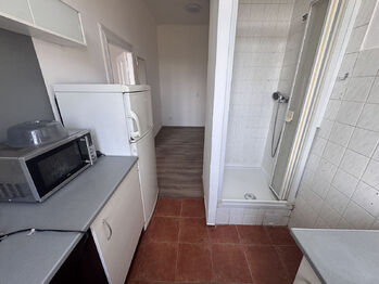 Pronájem bytu 1+1 v osobním vlastnictví 30 m², Praha 8 - Libeň