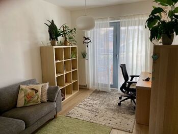 Pokoje s lodžií - Pronájem domu 103 m², Mukařov
