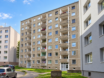Prodej bytu 3+1 v osobním vlastnictví 79 m², Karlovy Vary