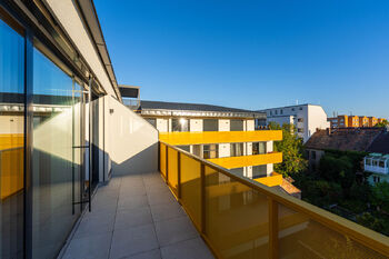 Balkon - Prodej bytu 4+kk v osobním vlastnictví 134 m², České Budějovice