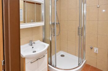 Prodej bytu 2+1 v osobním vlastnictví 51 m², Praha 10 - Strašnice