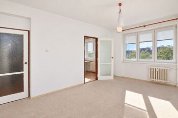 Prodej bytu 2+1 v osobním vlastnictví 51 m², Praha 10 - Strašnice