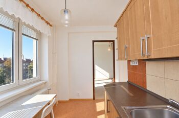 Prodej bytu 2+1 v osobním vlastnictví 51 m², Praha 10 - Strašnice