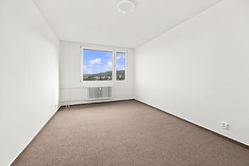 Pronájem bytu 2+1 v osobním vlastnictví 42 m², Praha 4 - Komořany