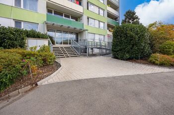 Pronájem bytu 2+1 v osobním vlastnictví 42 m², Praha 4 - Komořany