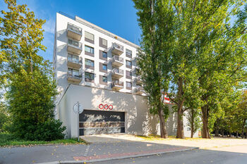 Prodej bytu 3+kk v osobním vlastnictví 64 m², Praha 6 - Řepy