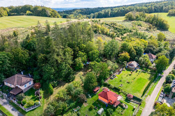 Prodej pozemku 2064 m², Zvánovice