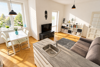 Pronájem bytu 2+kk v družstevním vlastnictví 50 m², Praha 4 - Michle