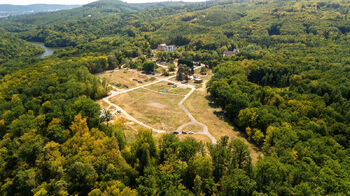 Prodej pozemku 1077 m², Brno