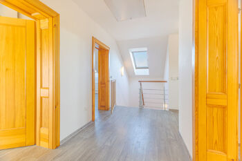 Prodej domu 185 m², Odolena Voda