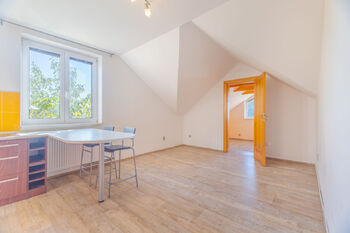 Prodej domu 185 m², Odolena Voda