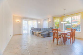 Prodej domu 185 m², Odolena Voda