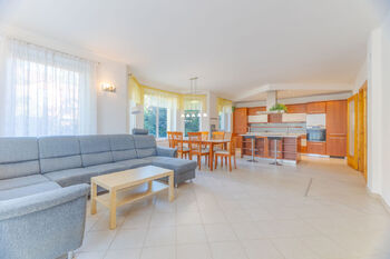 Prodej domu 185 m², Odolena Voda