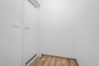 Prodej bytu 2+kk v osobním vlastnictví 56 m², Praha 9 - Kbely